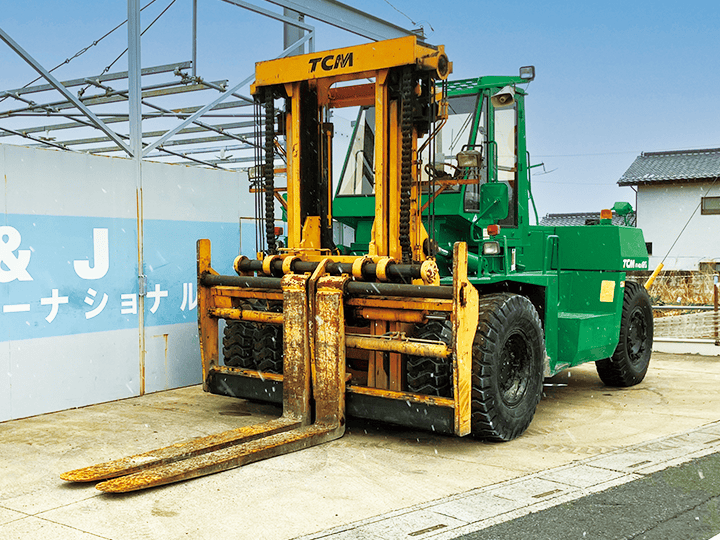 Large Forklifts 18t